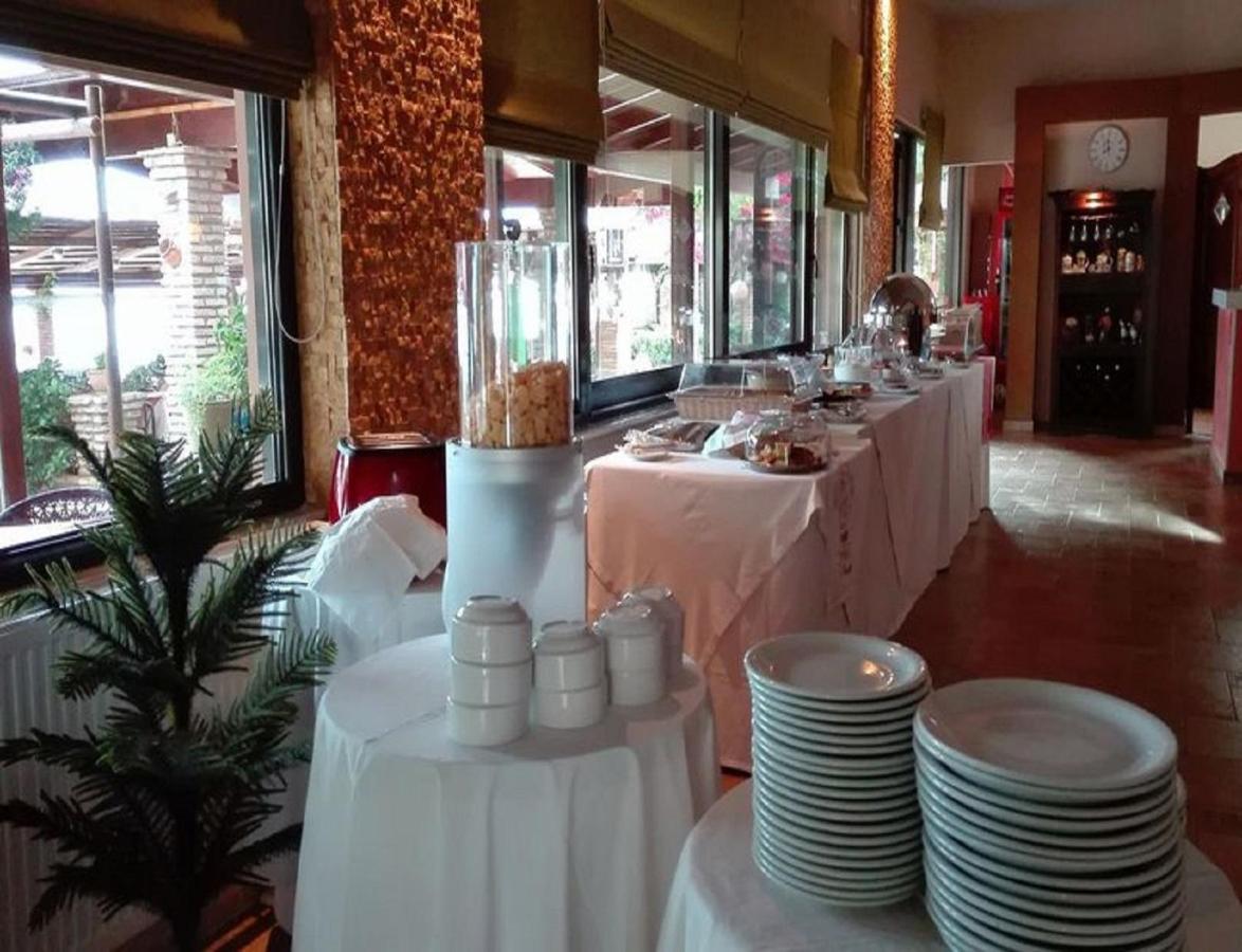 卡斯泰拉海滩公寓式酒店 Alissos 外观 照片